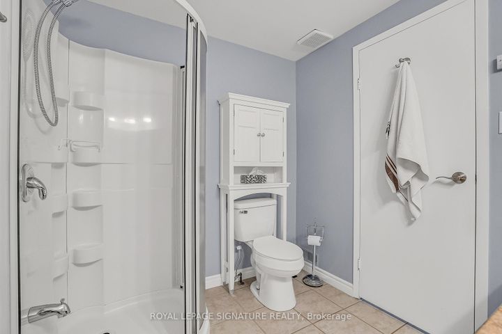 Photo 32 at 22 Dutch Myrtle Way, Don Mills, Toronto