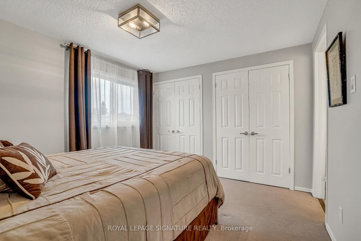Photo 37 at 22 Dutch Myrtle Way, Don Mills, Toronto