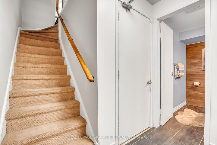 Photo 40 at 22 Dutch Myrtle Way, Don Mills, Toronto