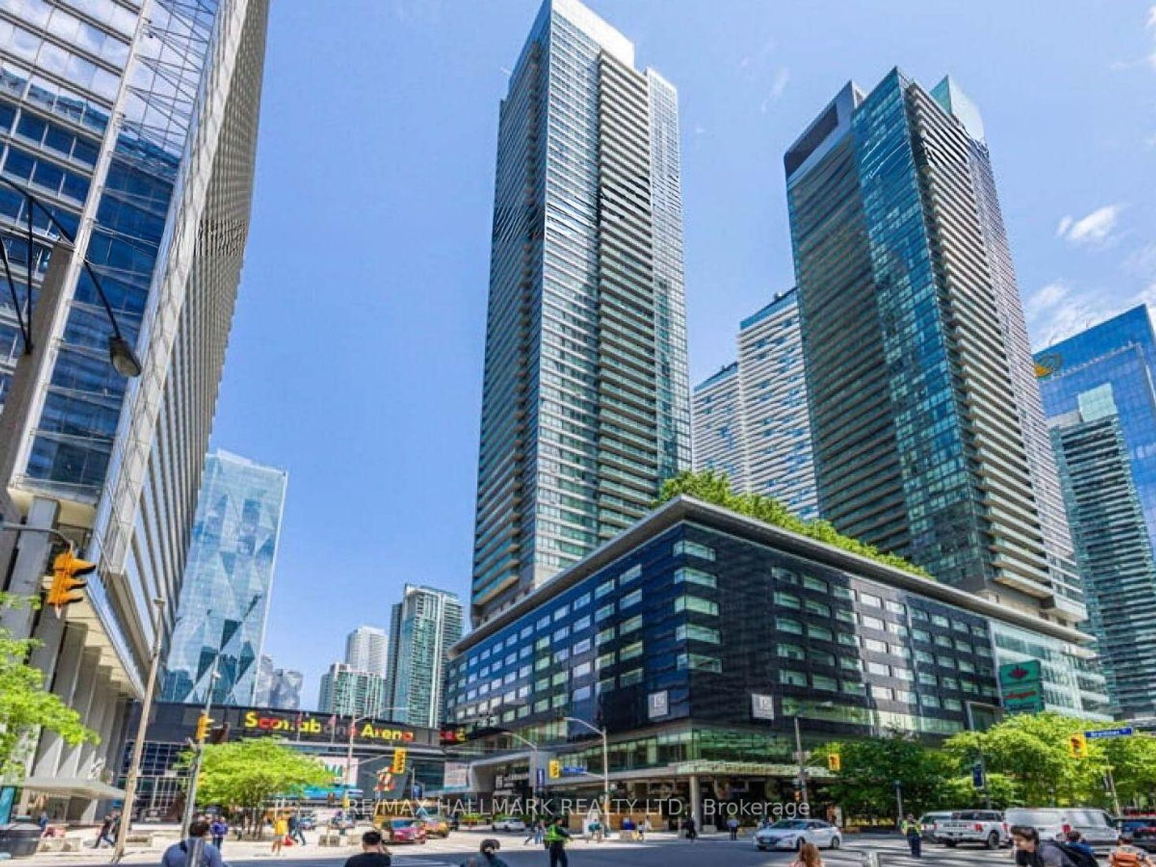 2109 - 65 Bremner Boulevard, Waterfront Communities C1, Toronto  by Loree Meneguzzi Real Estate 2109 - 65 Bremner Boulevard, Waterfront Communities C1, Toronto