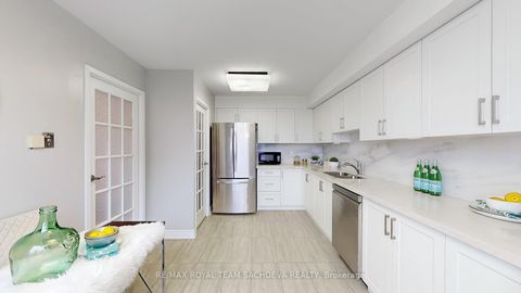 Photo 17 at 903 - 1 Reidmount Avenue, Malvern West, Toronto