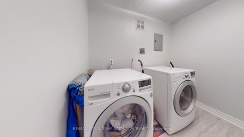 Photo 36 at 903 - 1 Reidmount Avenue, Malvern West, Toronto