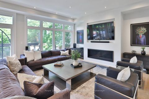 Photo 10 at 182 Charnwood Drive, FD Ford, Oakville