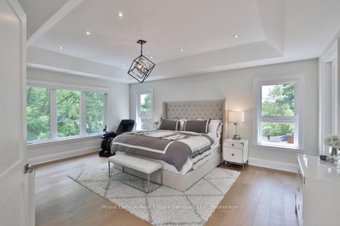 Photo 21 at 182 Charnwood Drive, FD Ford, Oakville