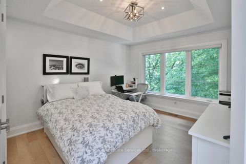 Photo 31 at 182 Charnwood Drive, FD Ford, Oakville