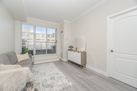 Photo 14 at 717 - 1005 King Street W, Niagara, Toronto