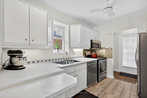 Photo 7 at 1269 Broadview Avenue, Broadview North, Toronto