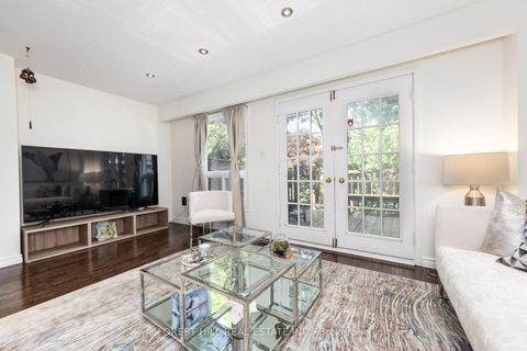 Photo 12 at 12 - 1 Davisbrook Boulevard, Sullivan, Toronto