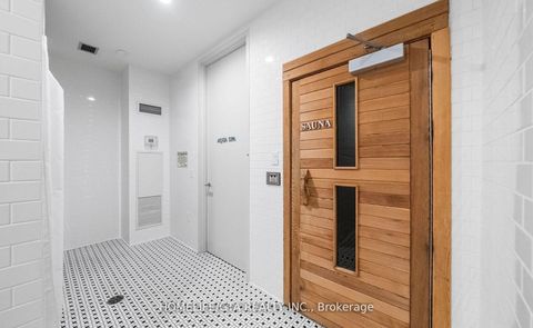 Photo 19 at 809 - 20 Blue Jays Way, Waterfront Communities C1, Toronto