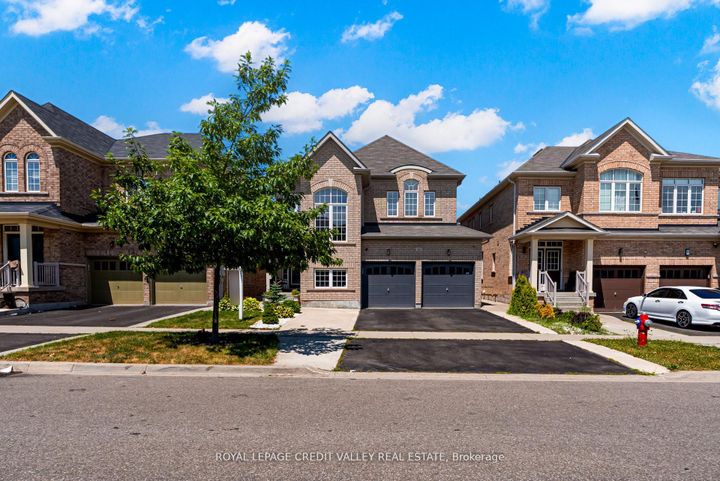 Photo 1 at 44 Walbrook Road, Credit Valley, Brampton