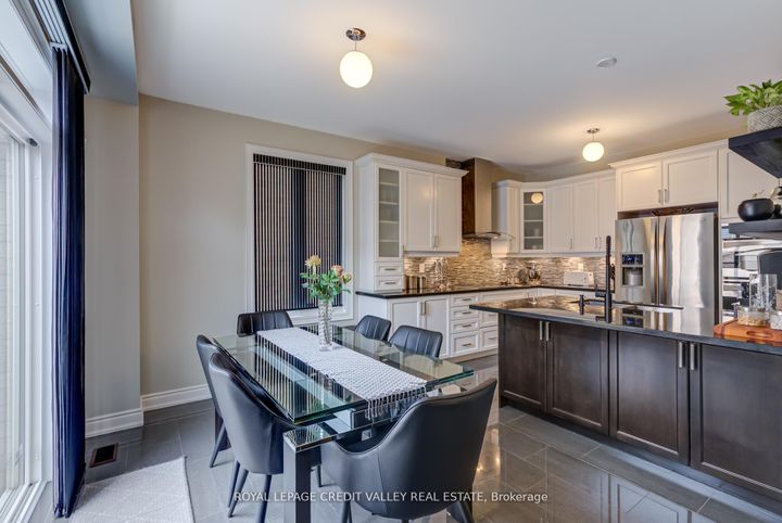 Photo 10 at 44 Walbrook Road, Credit Valley, Brampton