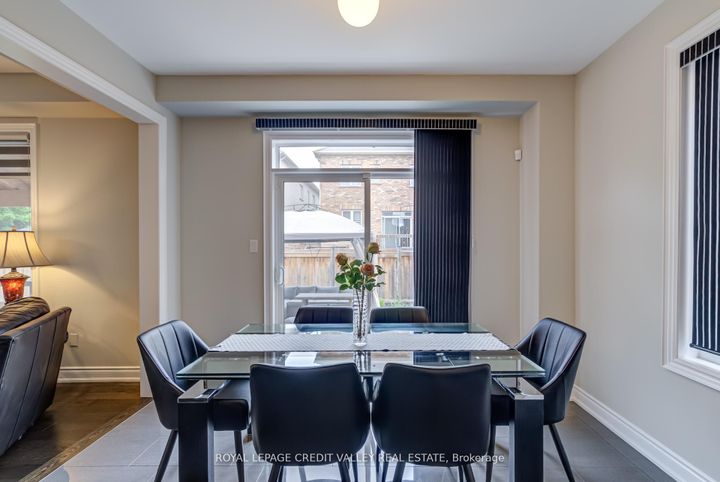Photo 11 at 44 Walbrook Road, Credit Valley, Brampton