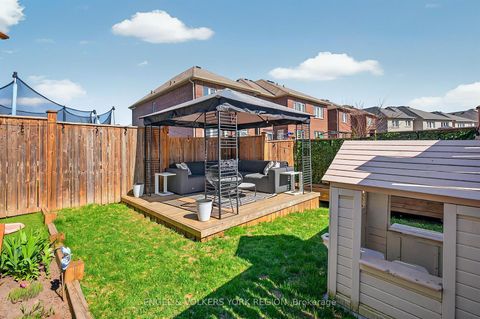 Photo 40 at 7 London Pride Drive, Jefferson, Richmond Hill