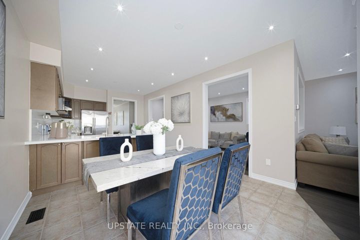Photo 9 at 37 Mission Ridge Trail, Bram East, Brampton