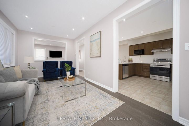 Photo 12 at 37 Mission Ridge Trail, Bram East, Brampton