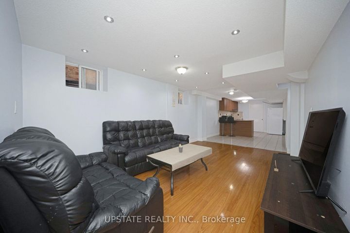 Photo 36 at 37 Mission Ridge Trail, Bram East, Brampton