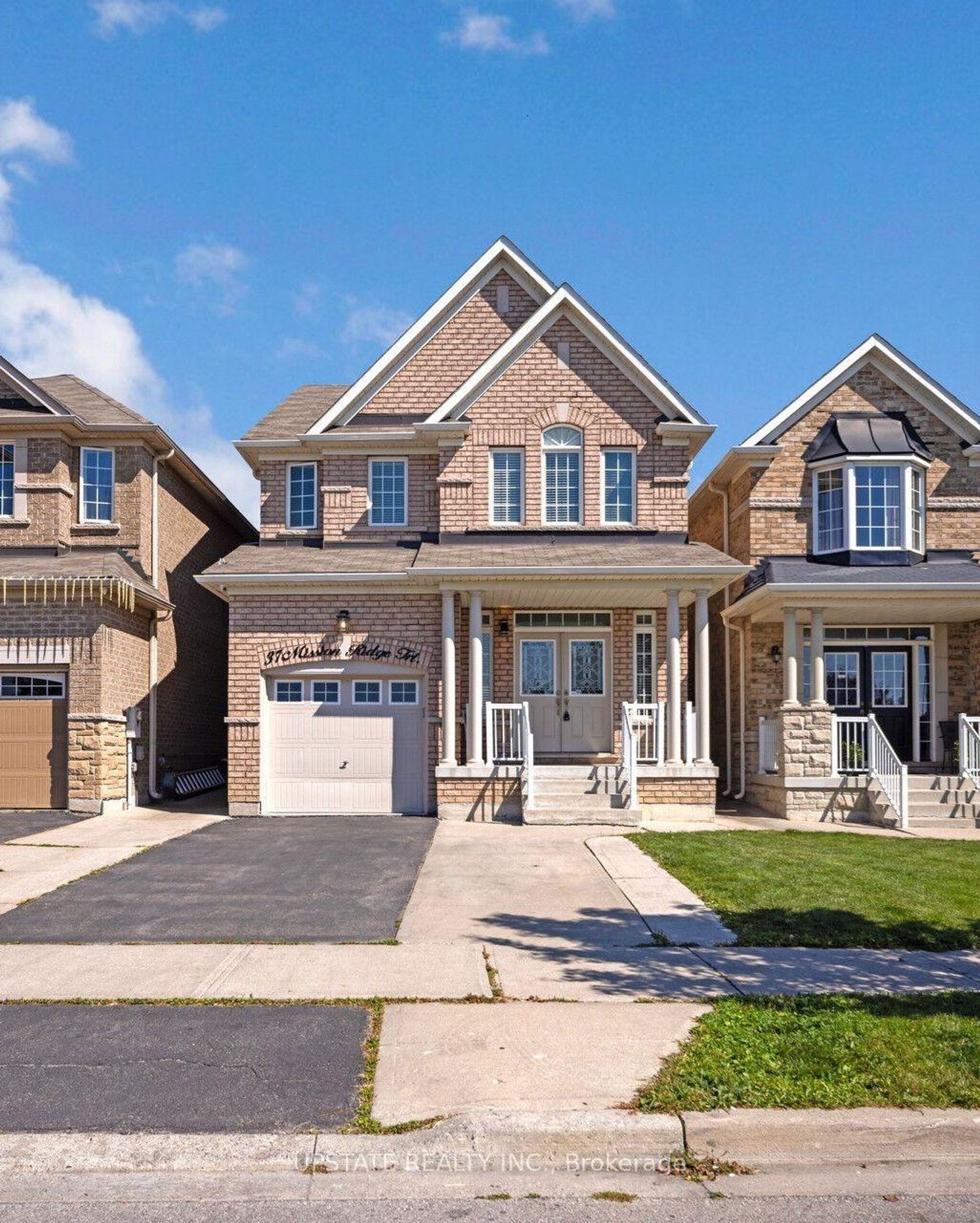 37 Mission Ridge Trail, Bram East, Brampton 2