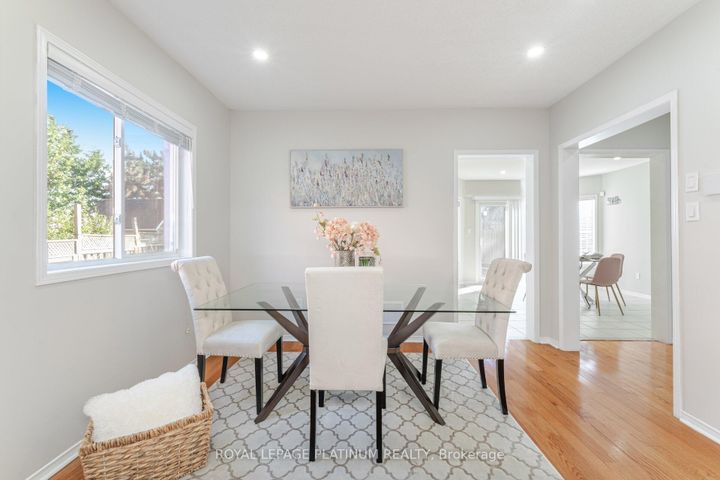 Photo 7 at 63 Culture Crescent, Fletcher's Creek Village, Brampton
