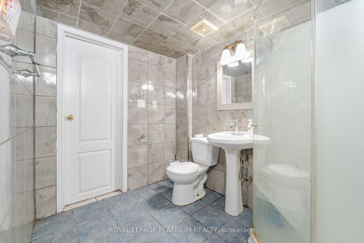 Photo 46 at 63 Culture Crescent, Fletcher's Creek Village, Brampton