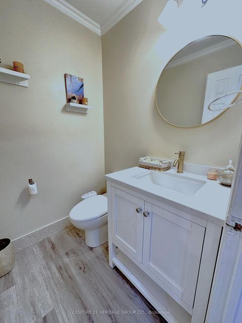 Photo 12 at 192 Covent Crescent, Aurora Highlands, Aurora