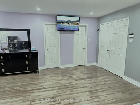 Photo 18 at 192 Covent Crescent, Aurora Highlands, Aurora