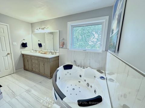 Photo 19 at 192 Covent Crescent, Aurora Highlands, Aurora