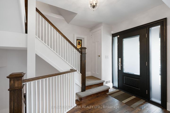 Photo 2 at 176 Melrose Avenue, Lawrence Park North, Toronto