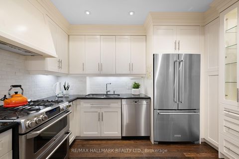 Photo 14 at 176 Melrose Avenue, Lawrence Park North, Toronto