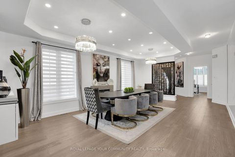 Photo 5 at 130 Santa Amato Crescent, Patterson, Vaughan