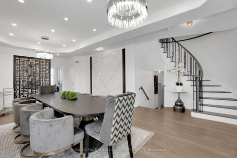Photo 14 at 130 Santa Amato Crescent, Patterson, Vaughan