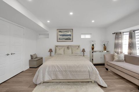 Photo 29 at 130 Santa Amato Crescent, Patterson, Vaughan