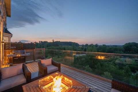 Photo 37 at 130 Santa Amato Crescent, Patterson, Vaughan
