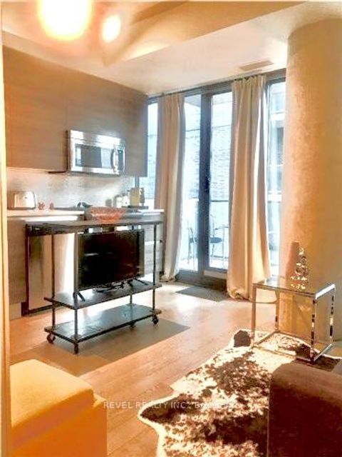 Photo 2 at 1501 - 111 Bathurst Street, Waterfront Communities C1, Toronto