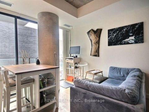 Photo 5 at 1501 - 111 Bathurst Street, Waterfront Communities C1, Toronto