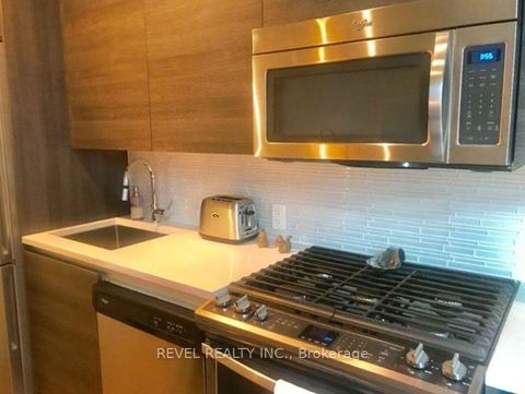 Photo 8 at 1501 - 111 Bathurst Street, Waterfront Communities C1, Toronto