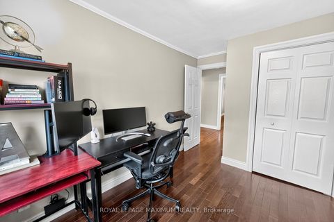 Photo 30 at 65 Parkdale Road, Swansea, Toronto