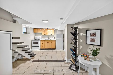 Photo 35 at 65 Parkdale Road, Swansea, Toronto