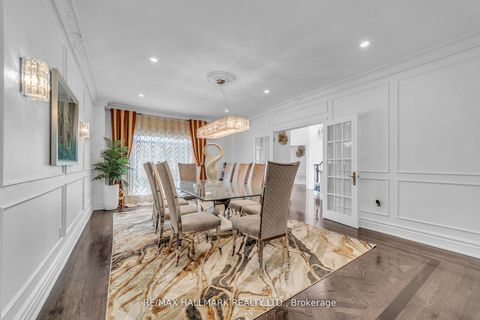 Photo 9 at 384 Kennedy Street W, Aurora Highlands, Aurora