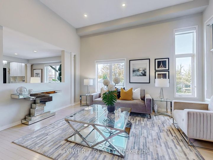 Photo 11 at 85 Queensway Drive, Rouge Woods, Richmond Hill