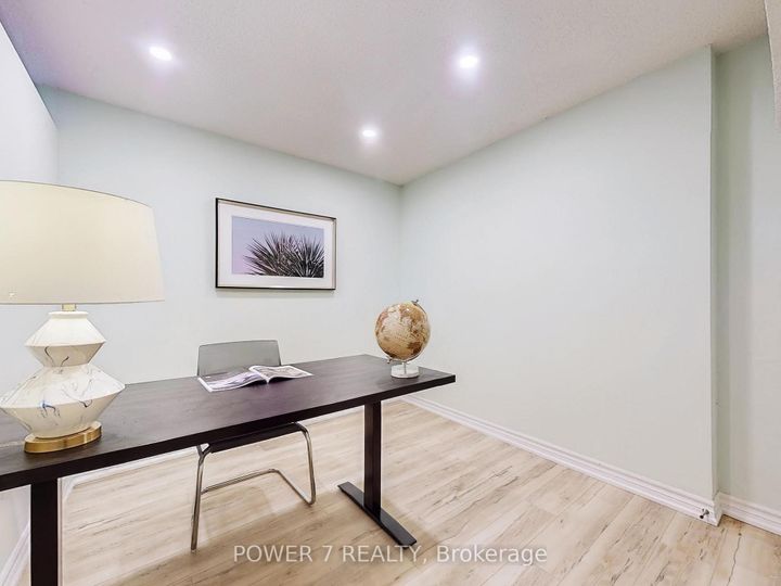 Photo 42 at 85 Queensway Drive, Rouge Woods, Richmond Hill