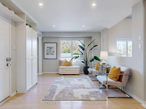 Photo 4 at 85 Queensway Drive, Rouge Woods, Richmond Hill