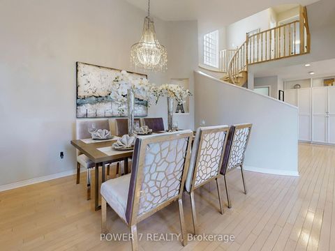 Photo 6 at 85 Queensway Drive, Rouge Woods, Richmond Hill