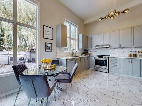 Photo 16 at 85 Queensway Drive, Rouge Woods, Richmond Hill