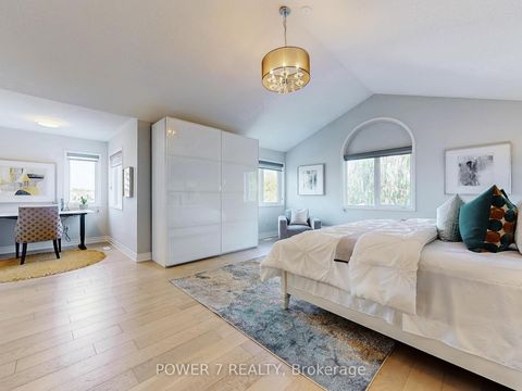 Photo 28 at 85 Queensway Drive, Rouge Woods, Richmond Hill