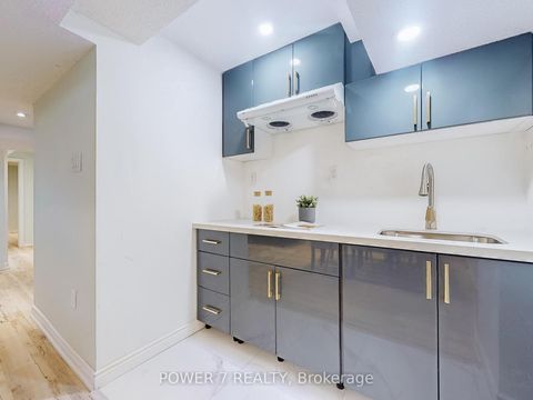 Photo 41 at 85 Queensway Drive, Rouge Woods, Richmond Hill