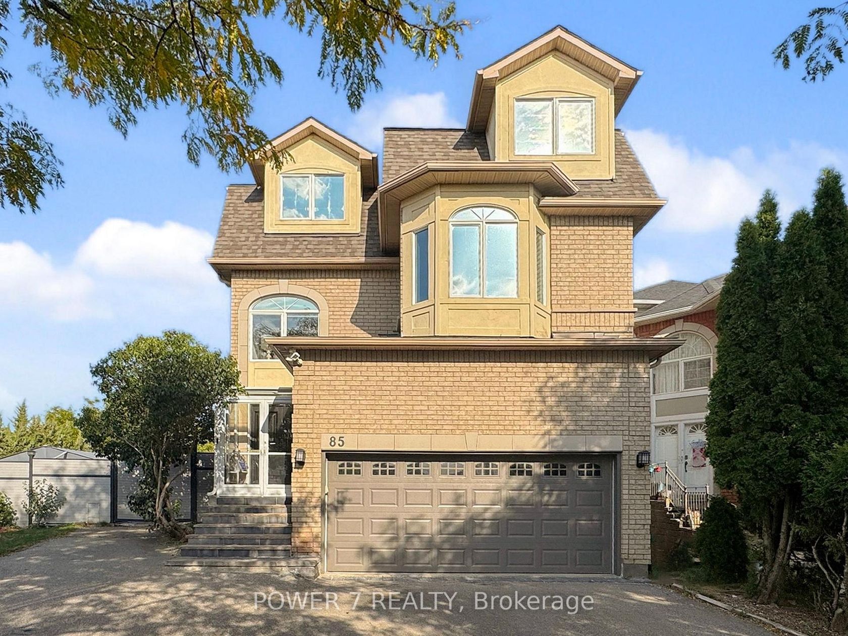 85 Queensway Drive, Rouge Woods, Richmond Hill 2