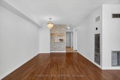 Photo 6 at 2322 - 633 Bay Street, Bay Street Corridor, Toronto