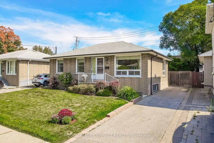 Photo 1 at 79 Greenock Avenue, Morningside, Toronto