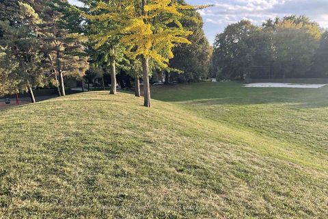 Photo 6 at 153 Glen Cedar Road, Cedarvale, Toronto
