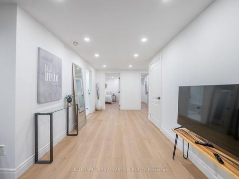 Photo 31 at 69 Boardwalk Drive, The Beaches, Toronto